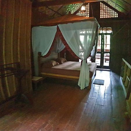 Happy Ria Homestay & Guesthouse Букіт-Лаванґ Екстер'єр фото